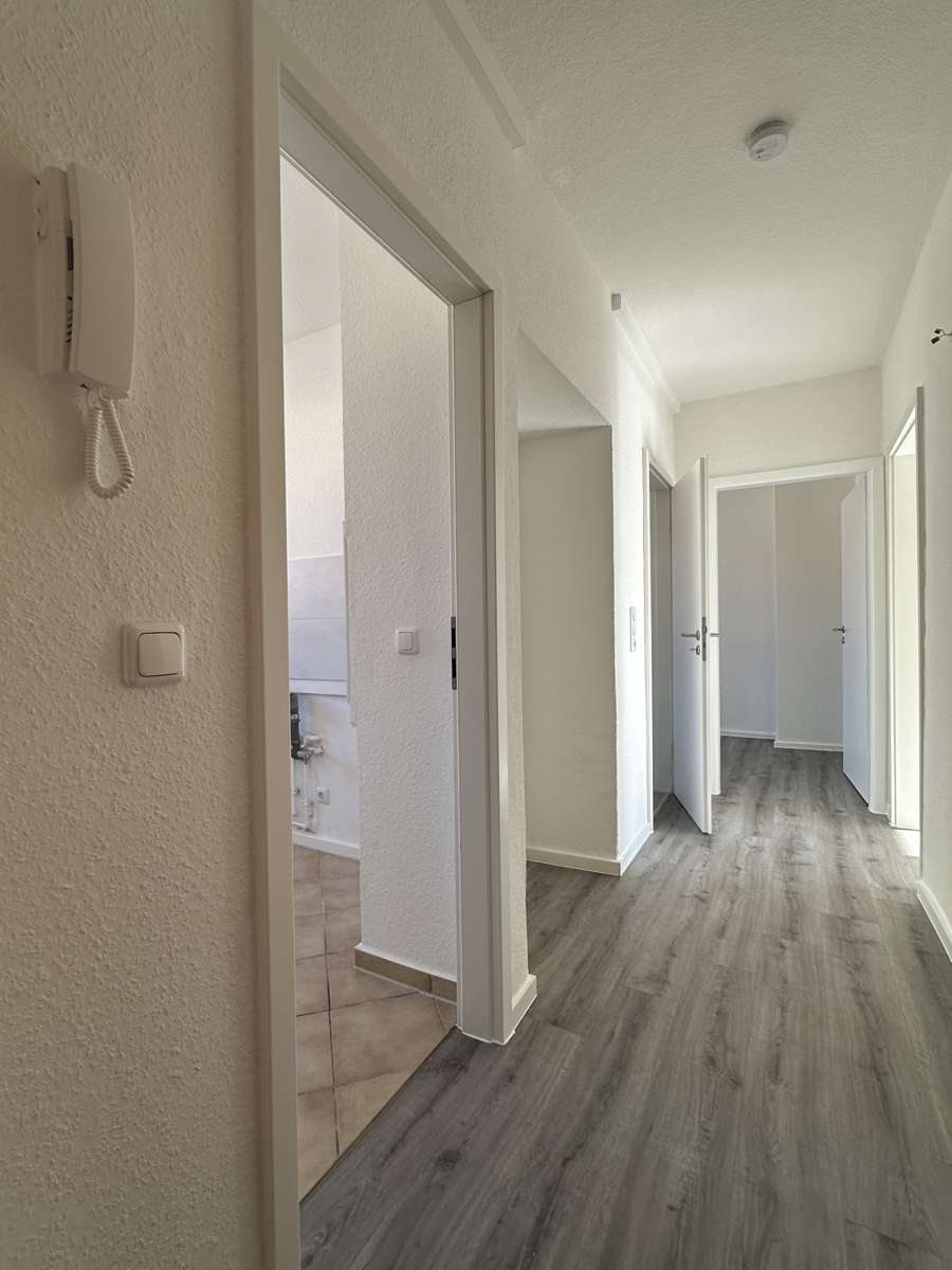 Thumbnail-Wohnung zum Mieten in Bad Dürrenberg 400,00 € 59 m²