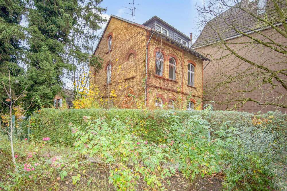 Thumbnail-Haus zum Kaufen in Mülheim an der Ruhr 200.000,00 € 117 m²