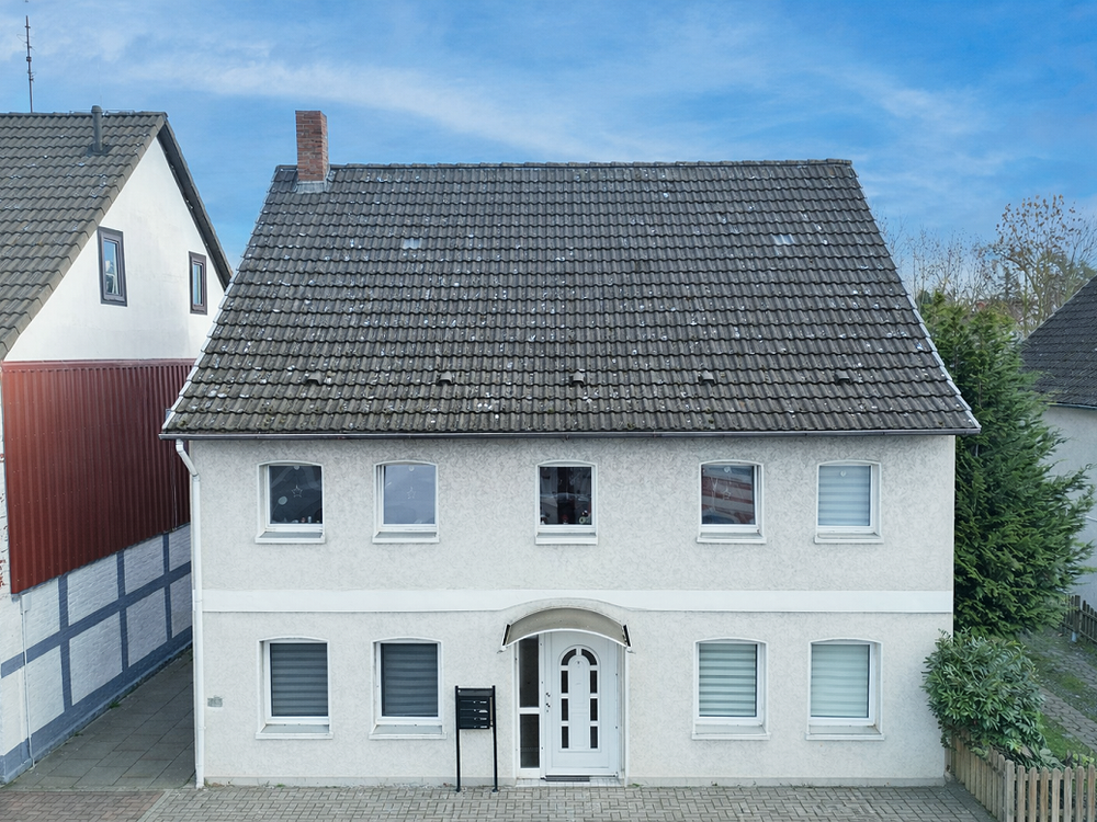 Thumbnail-Haus zum Kaufen in Lauenau 245.000,00 € 145.51 m²