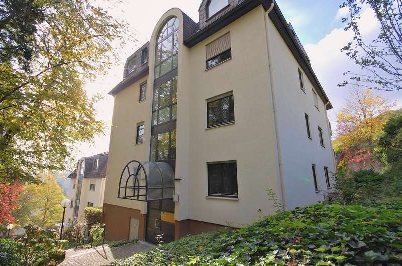 Thumbnail-Wohnung zum Kaufen in Wiesbaden 390.000,00 € 83 m²