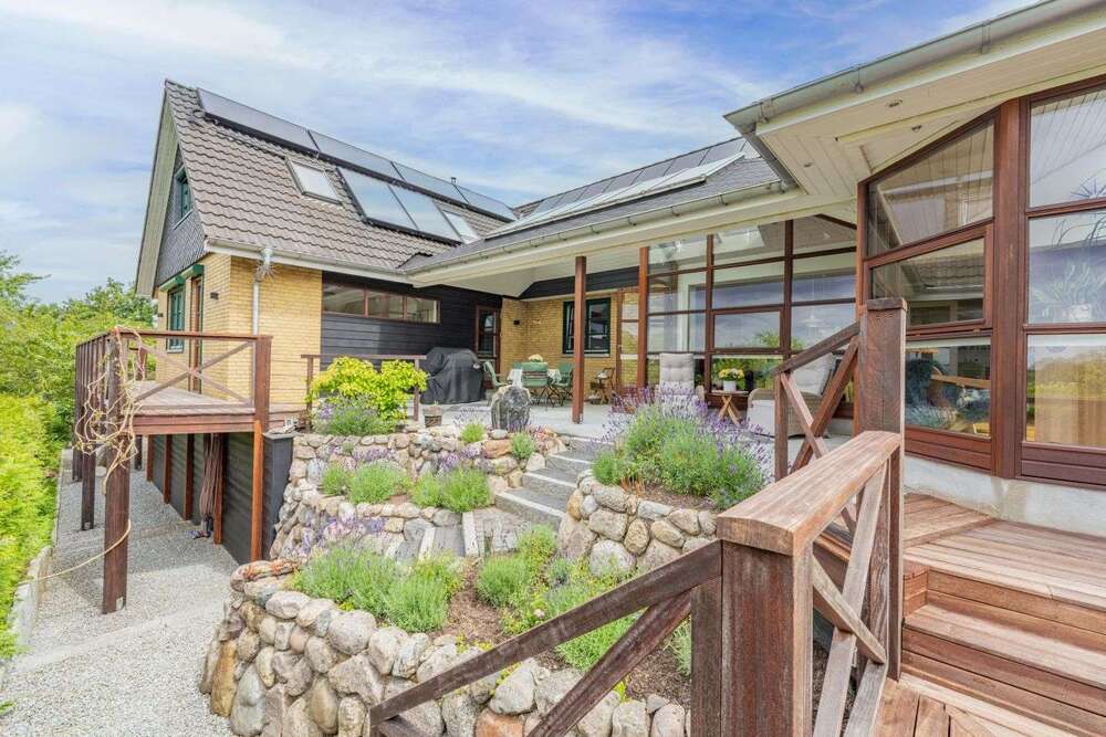 Thumbnail-Haus zum Kaufen in Glücksburg 1.140.000,00 € 349 m²