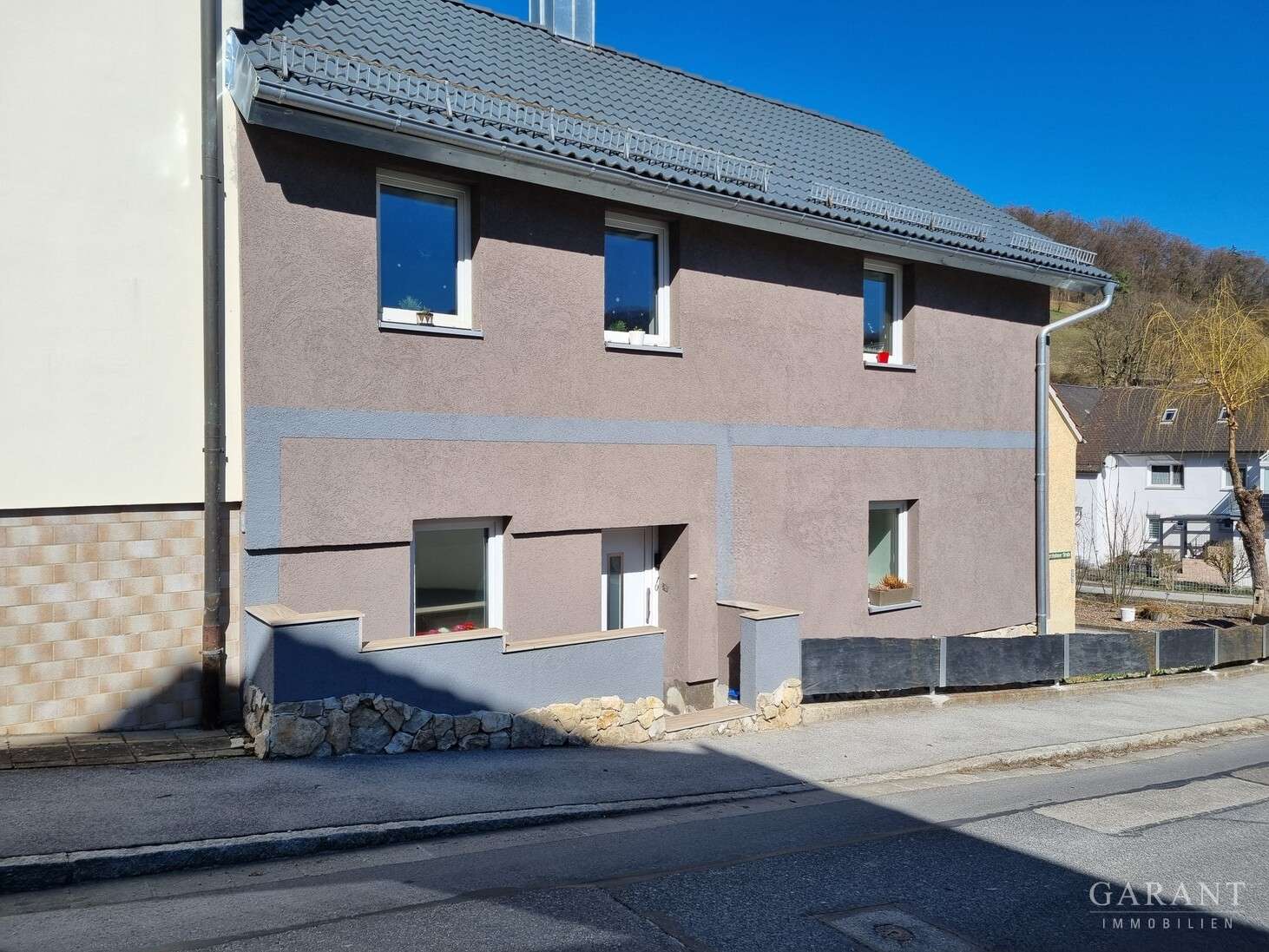 Thumbnail-Haus zum Kaufen in Breitenbrunn-, Oberpf 330.000,00 € 160 m²
