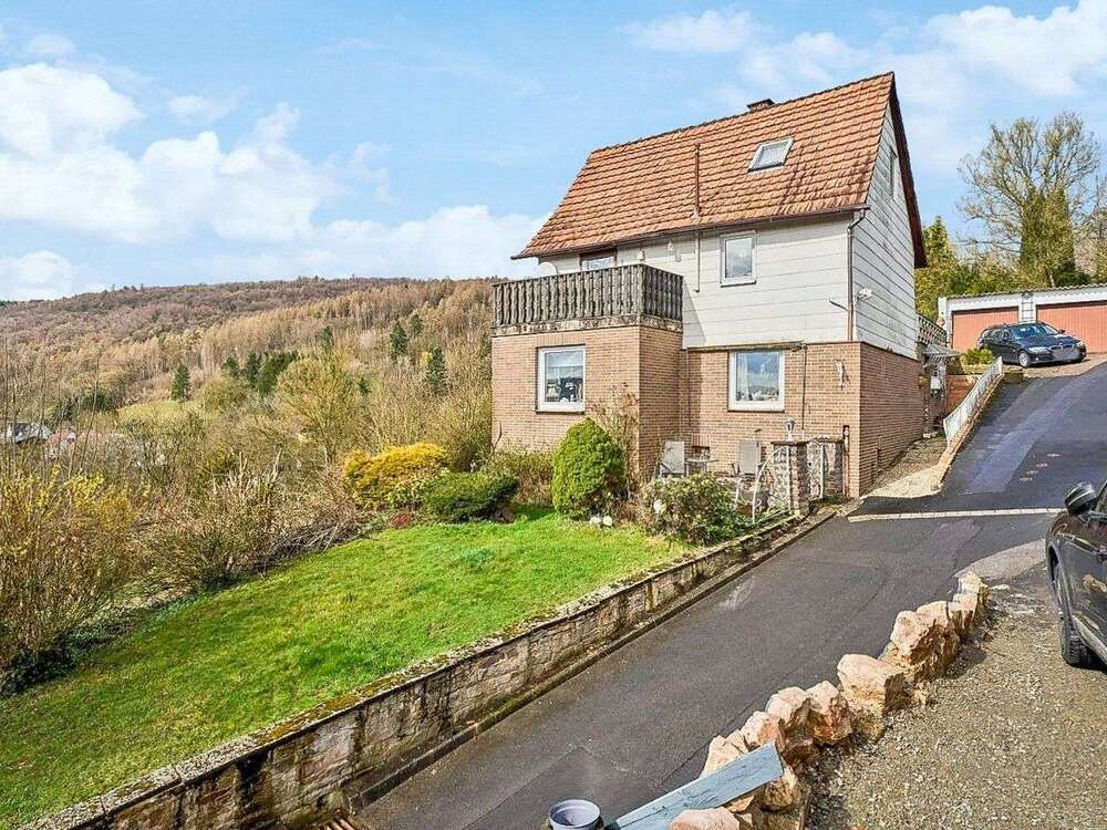 Thumbnail-Haus zum Kaufen in Fuldatal 135.000,00 € 140 m²