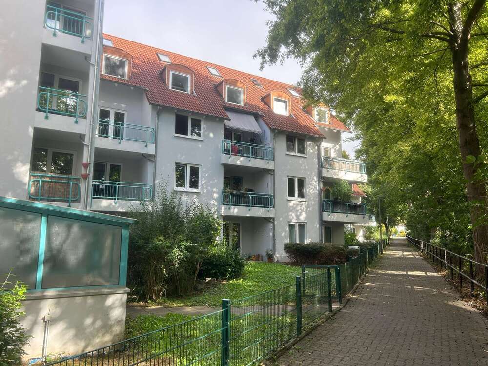 Thumbnail-Wohnung zum Kaufen in Göttingen 70.000,00 € 24.74 m²