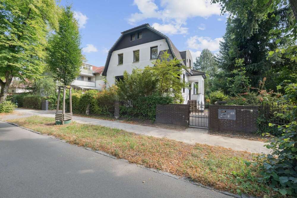 Thumbnail-Haus zum Kaufen in Berlin 799.000,00 € 305 m²