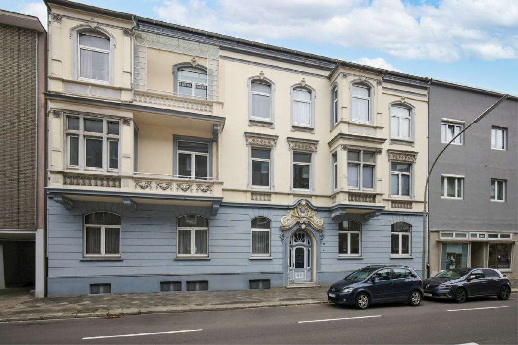 Thumbnail-Wohnung zum Mieten in Wilhelmshaven-Heppens 800,00 € 94.75 m²