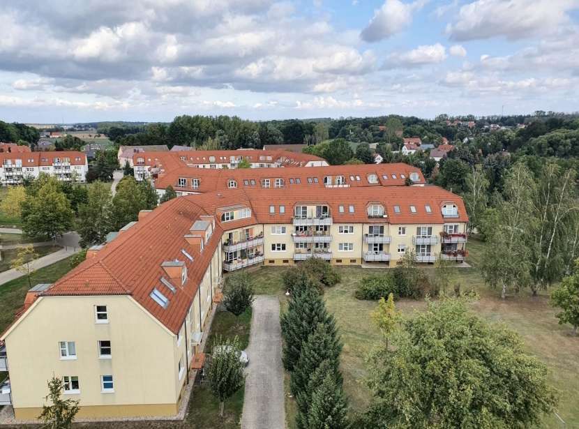Thumbnail-Wohnung zum Mieten in Borna 475,00 € 72.66 m²
