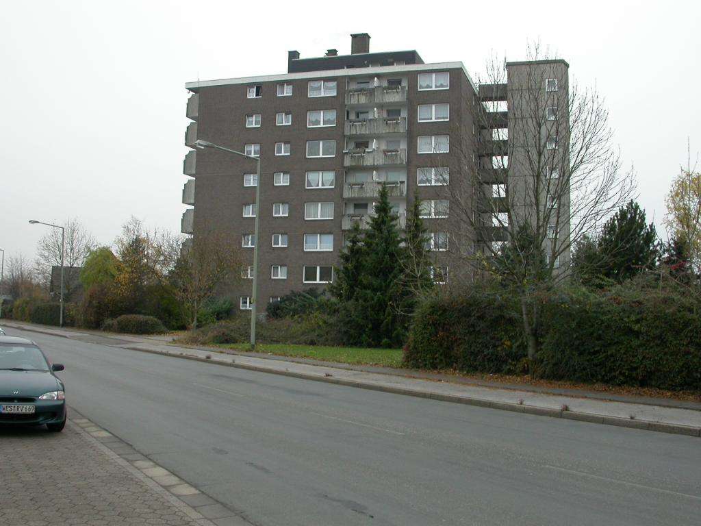 Thumbnail-Wohnung zum Mieten in Voerde 319,87 € 65.1 m²