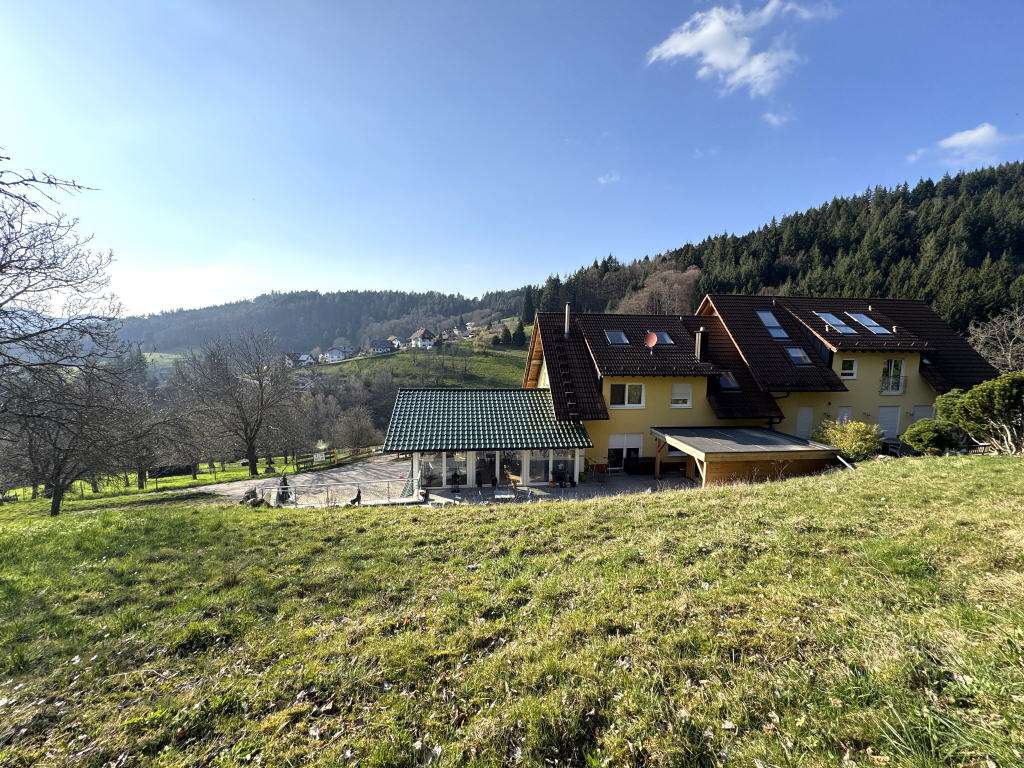 Thumbnail-Wohnung zum Kaufen in Bühlertal 580.000,00 € 141 m²