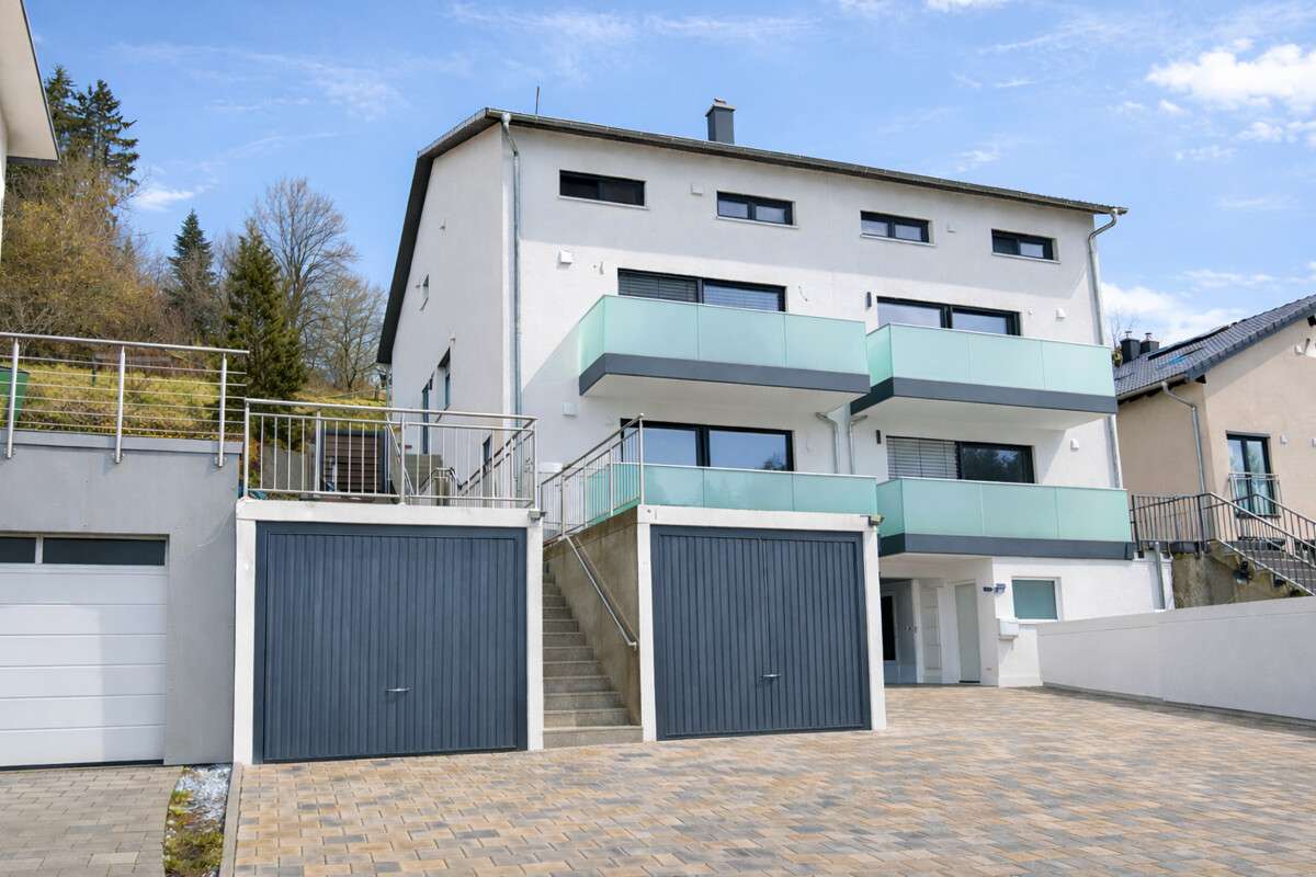 Thumbnail-Wohnung zum Kaufen in Lindenberg im Allgäu 720.000,00 € 149.8 m²