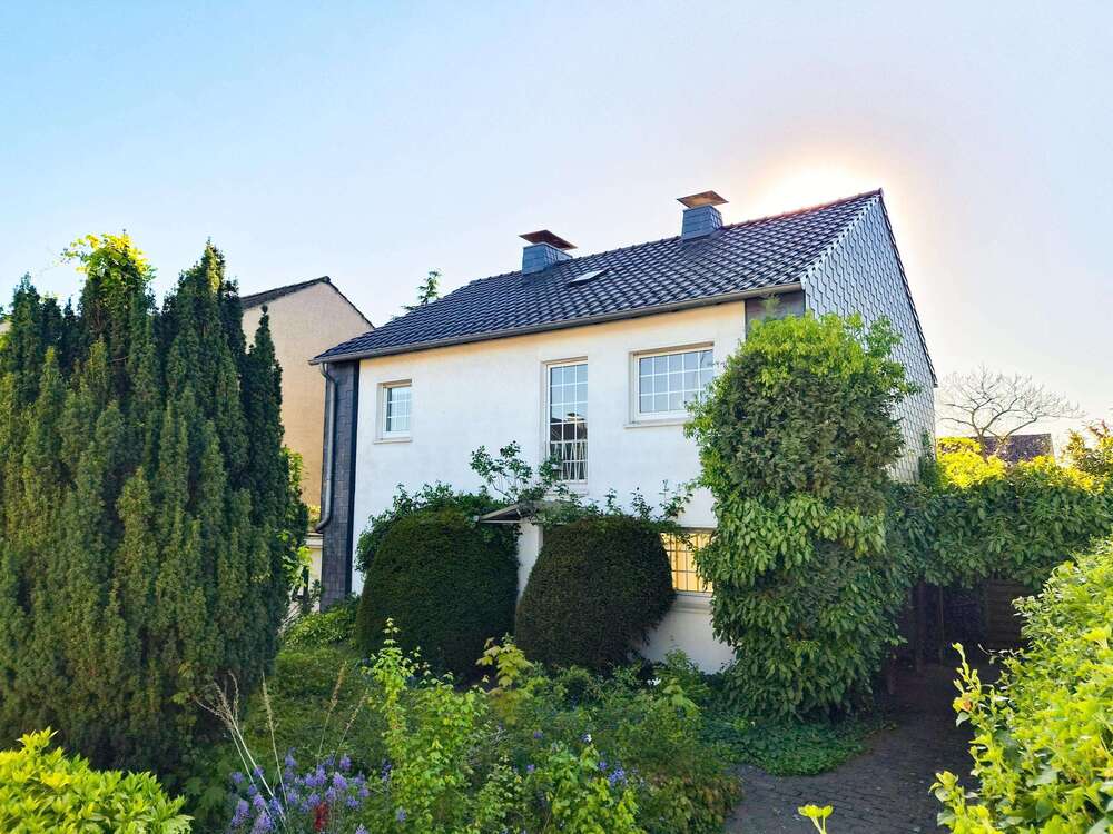 Thumbnail-Haus zum Kaufen in Moers 580.000,00 € 132 m²