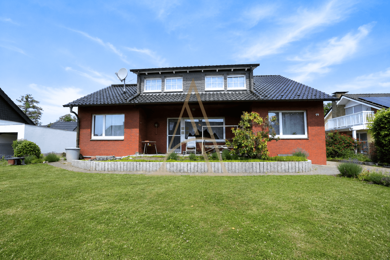 Thumbnail-Haus zum Kaufen in Steinhagen 385.000,00 € 220 m²