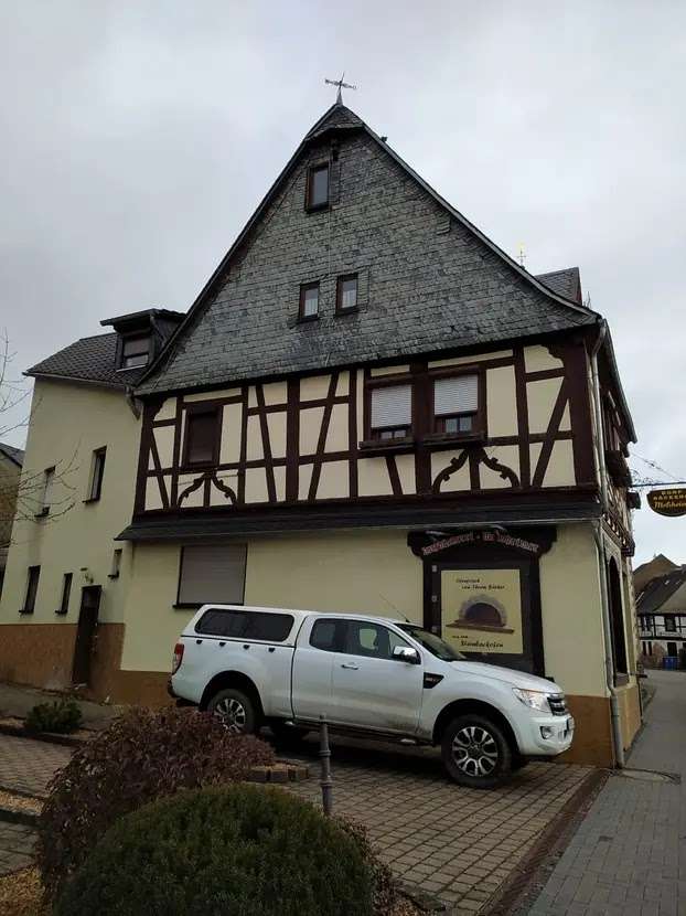 Thumbnail-Haus zum Kaufen in Gemünden 69.600,00 € 170 m²