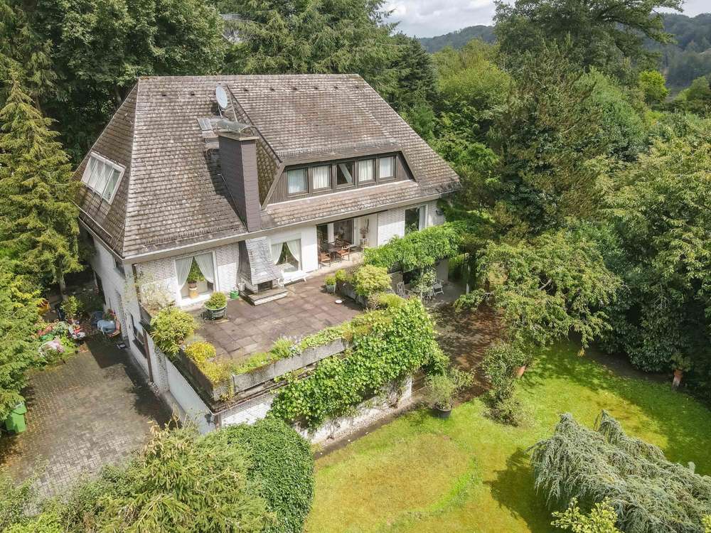 Thumbnail-Haus zum Kaufen in Gummersbach 599.000,00 € 308 m²