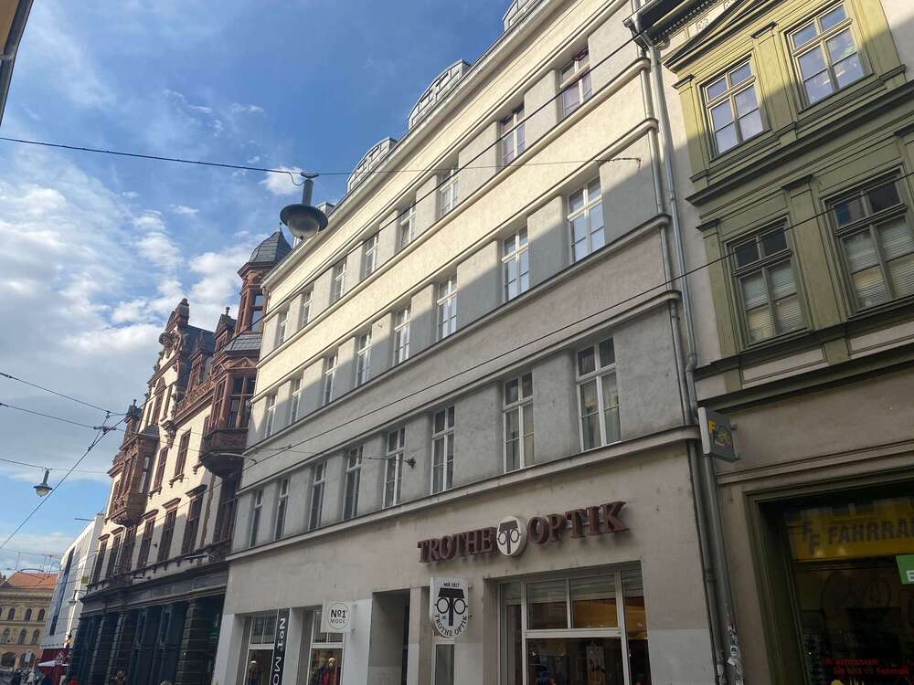 Thumbnail-Wohnung zum Mieten in HalleSaale 400,00 € 48.08 m²