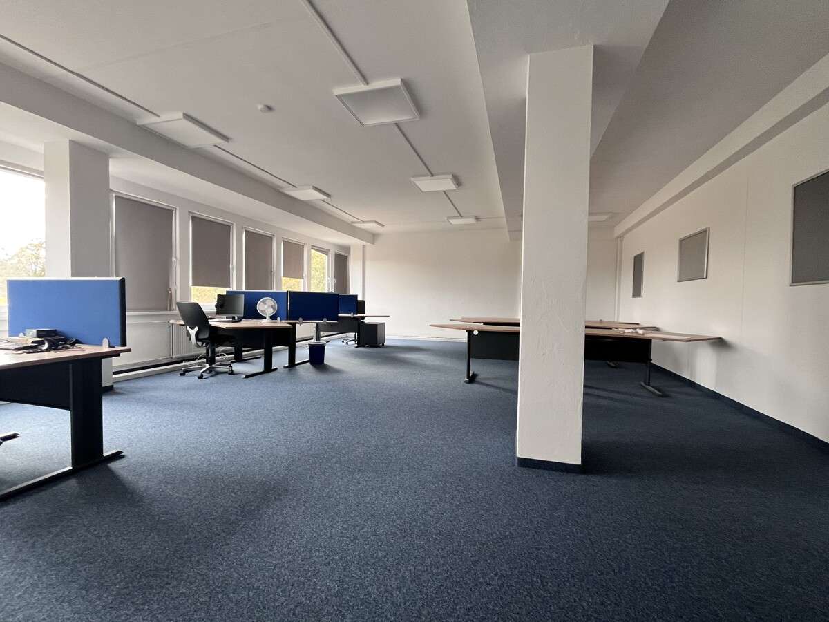 Thumbnail-Büro in Zwickau Pölbitz 3.000,00 € 456.99 m²