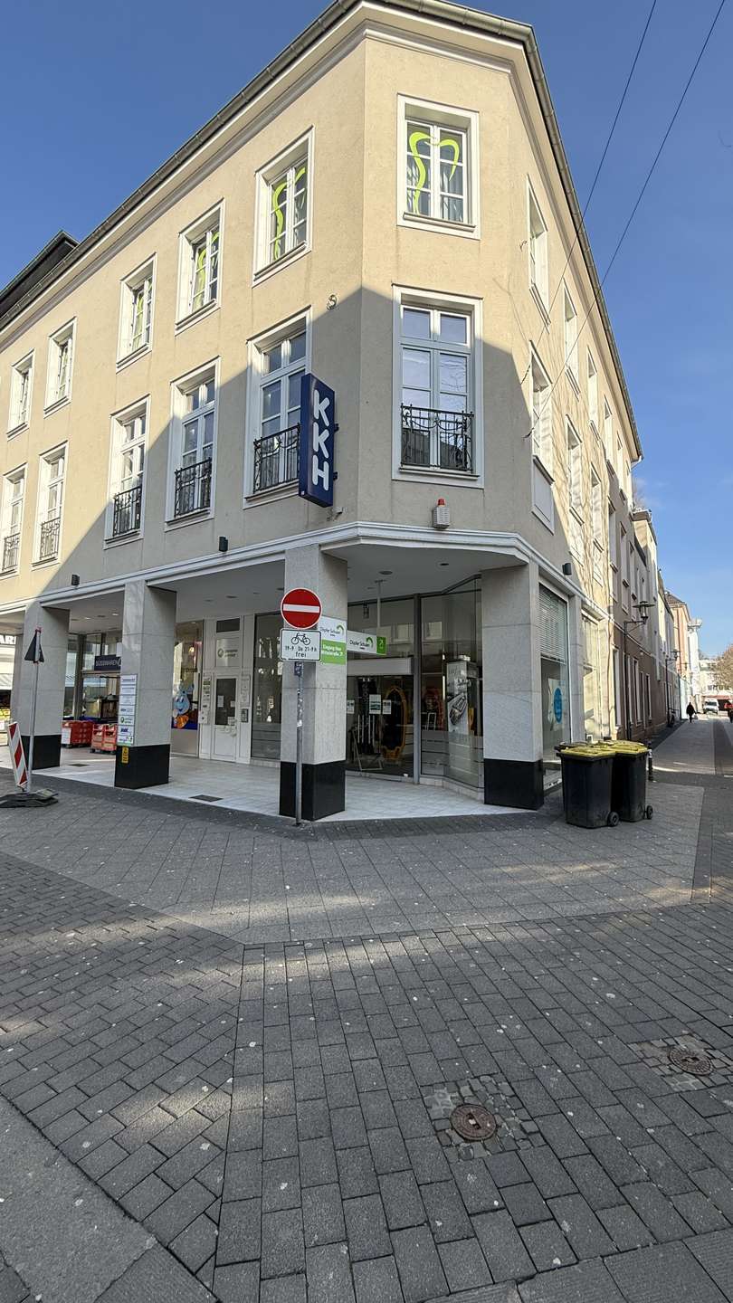 Thumbnail-Einzelhandel in Krefeld 2.180,00 € 168 m²