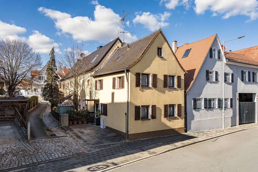 Thumbnail-Haus zum Kaufen in Fürth 279.000,00 € 83 m²