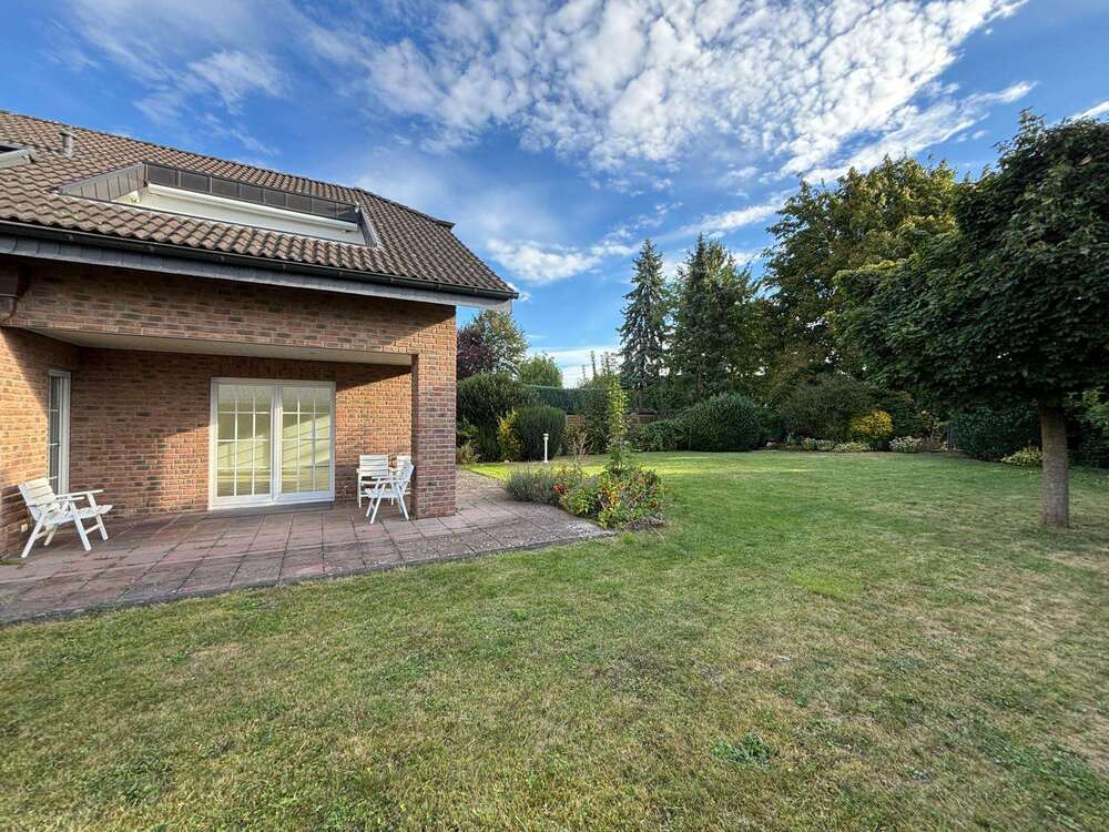 Thumbnail-Wohnung zum Mieten in Erftstadt 1.675,00 € 140 m²