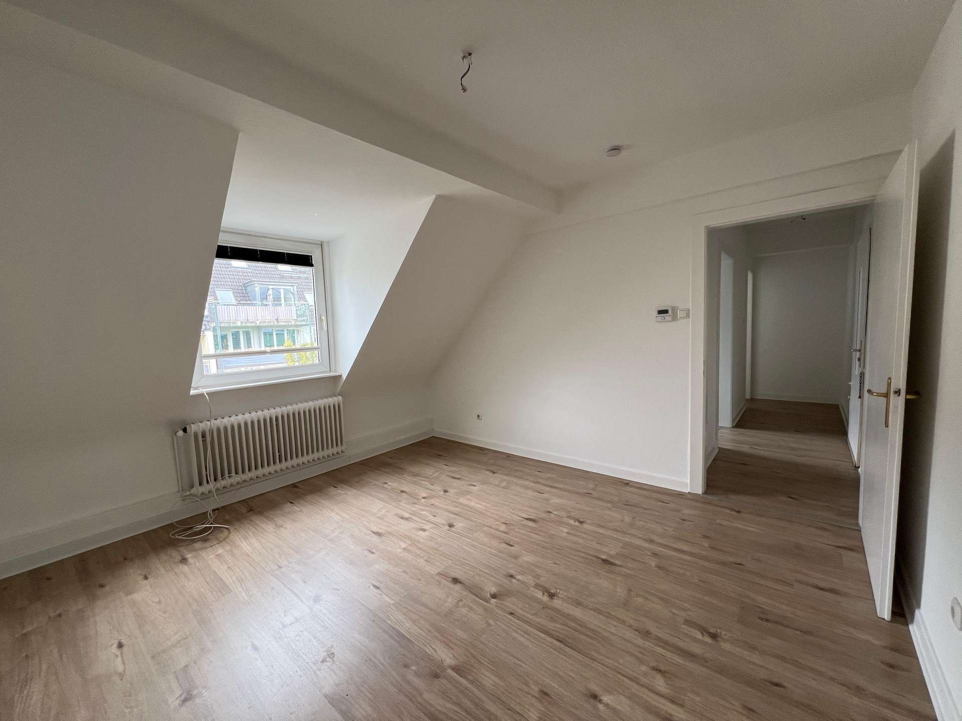 Thumbnail-Wohnung zum Kaufen in Köln 322.000,00 € 49.68 m²
