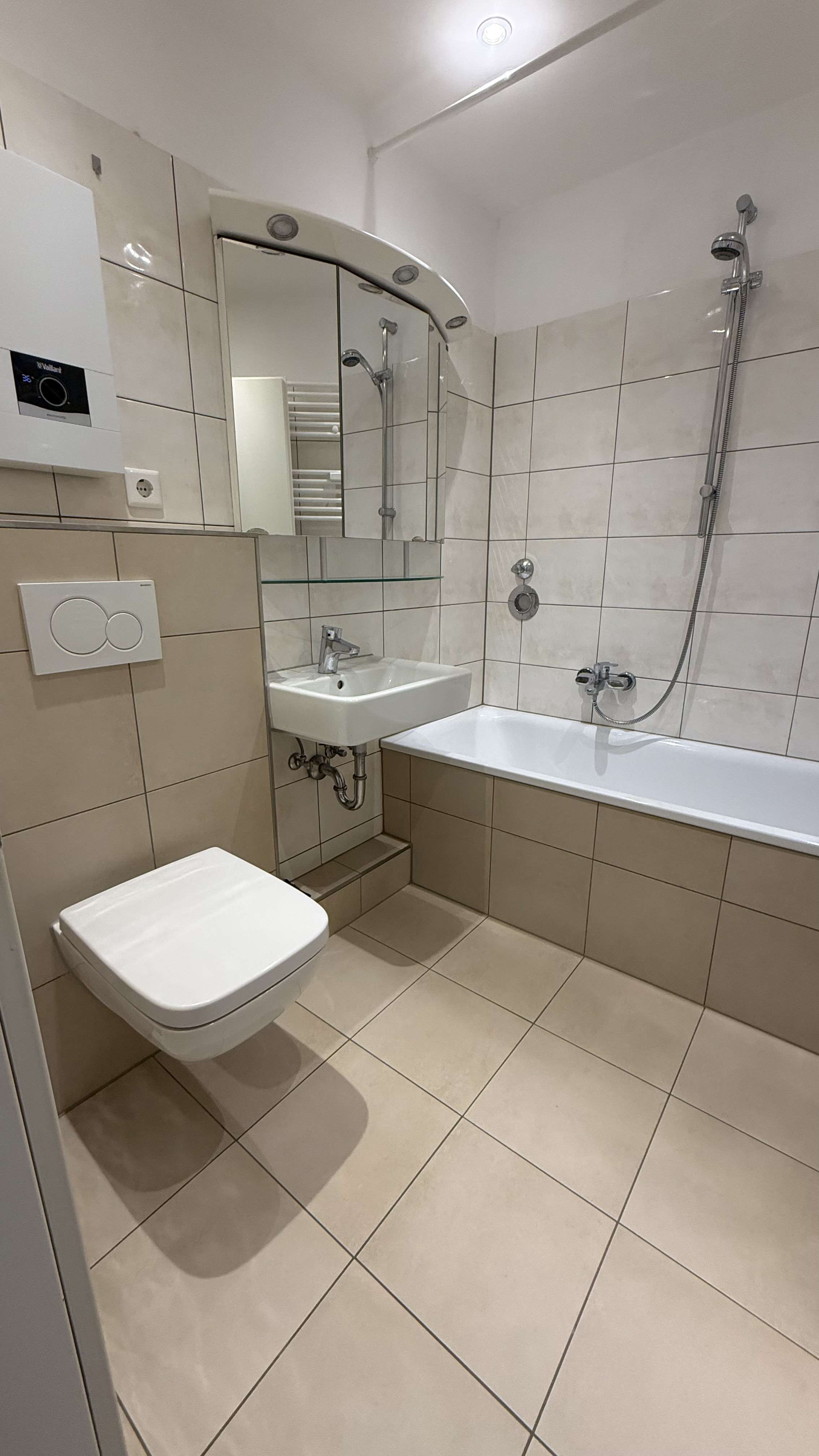 Thumbnail-Wohnung zum Mieten in Krefeld 475,60 € 58 m²