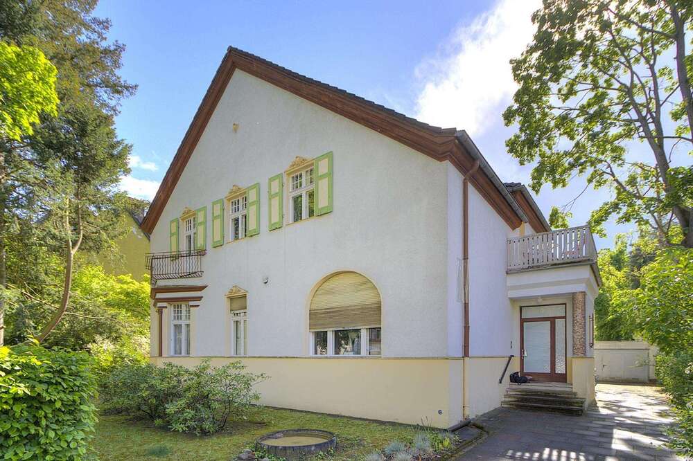 Thumbnail-Haus zum Kaufen in Berlin 1.300.000,00 € 433.53 m²
