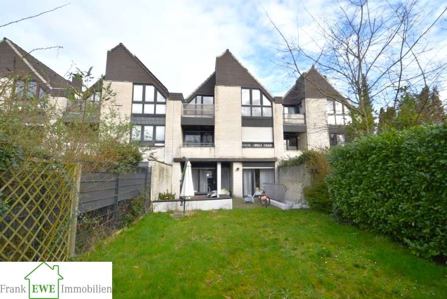 Thumbnail-Haus zum Kaufen in Düsseldorf Hellerhof 688.000,00 € 175 m²