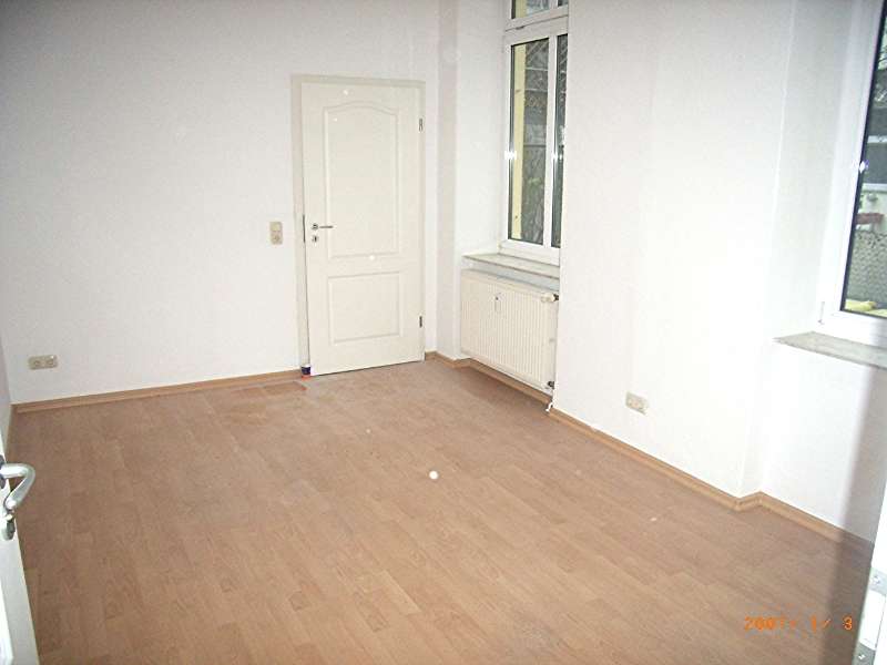 Thumbnail-Wohnung zum Mieten in Rostock 400,00 € 32 m²