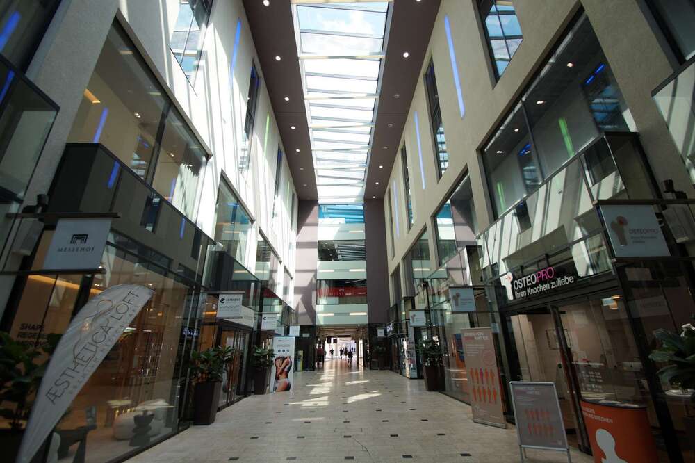 Thumbnail-Einzelhandel in Leipzig 3.800,00 € 299 m²