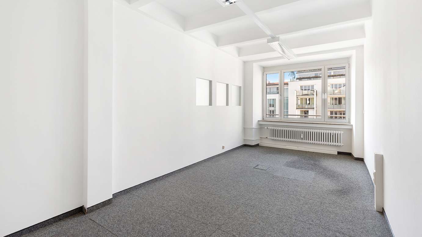 Thumbnail-Büro in München 816,00 € 18 m²