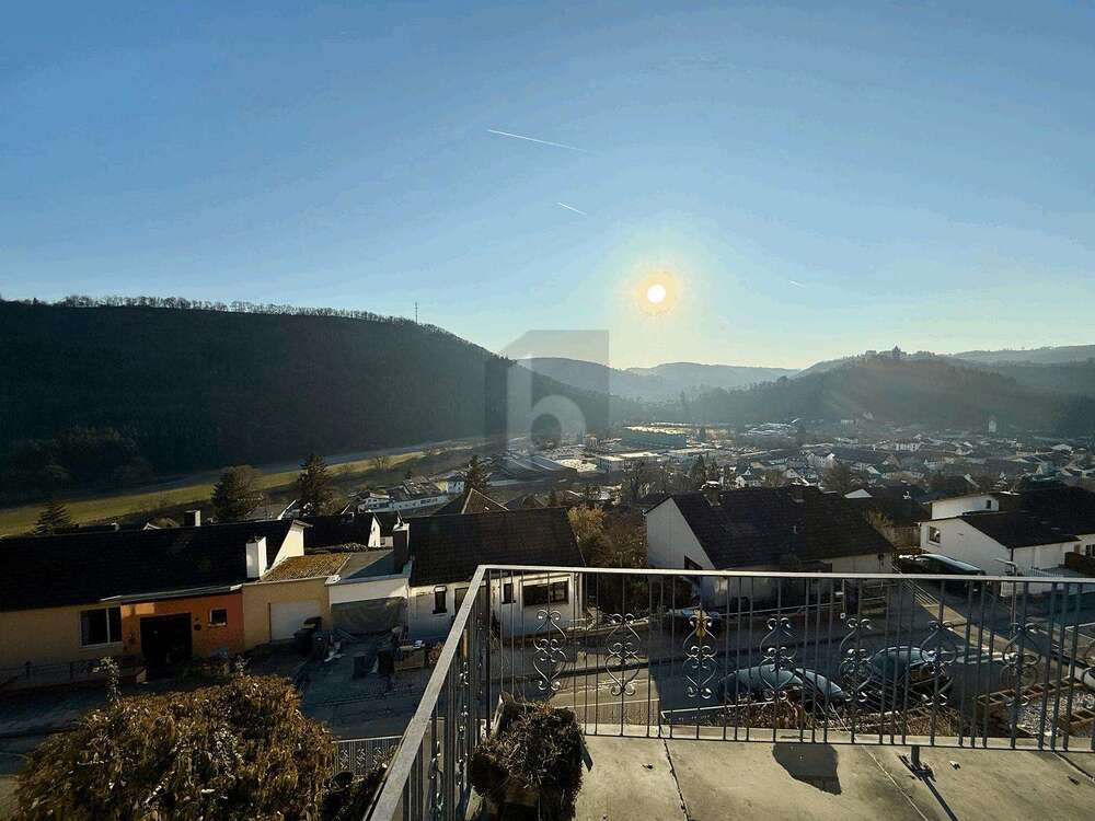 Thumbnail-Haus zum Kaufen in Nassau 399.000,00 € 240 m²