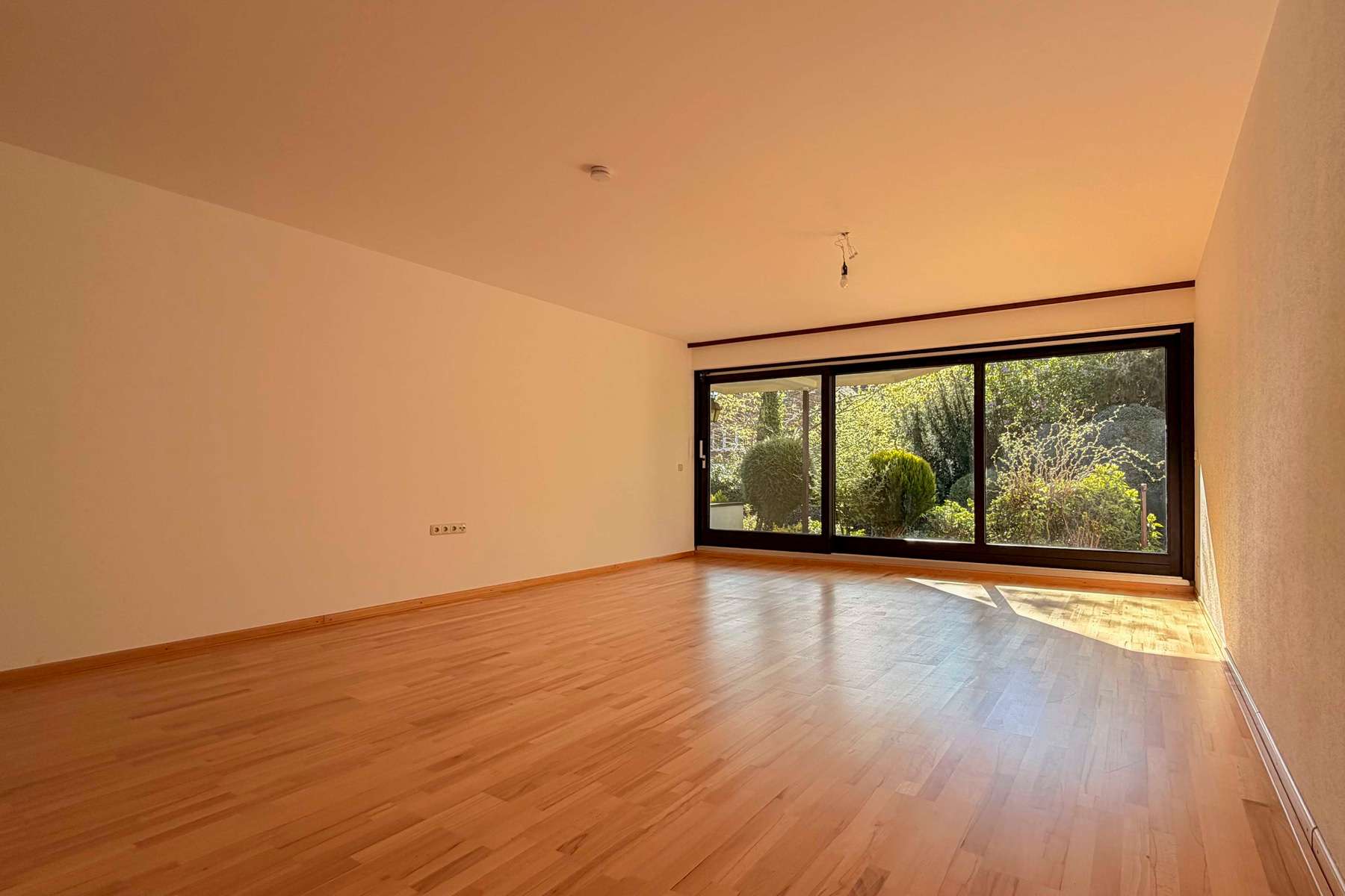 Thumbnail-Wohnung zum Kaufen in Köln 450.000,00 € 134.06 m²