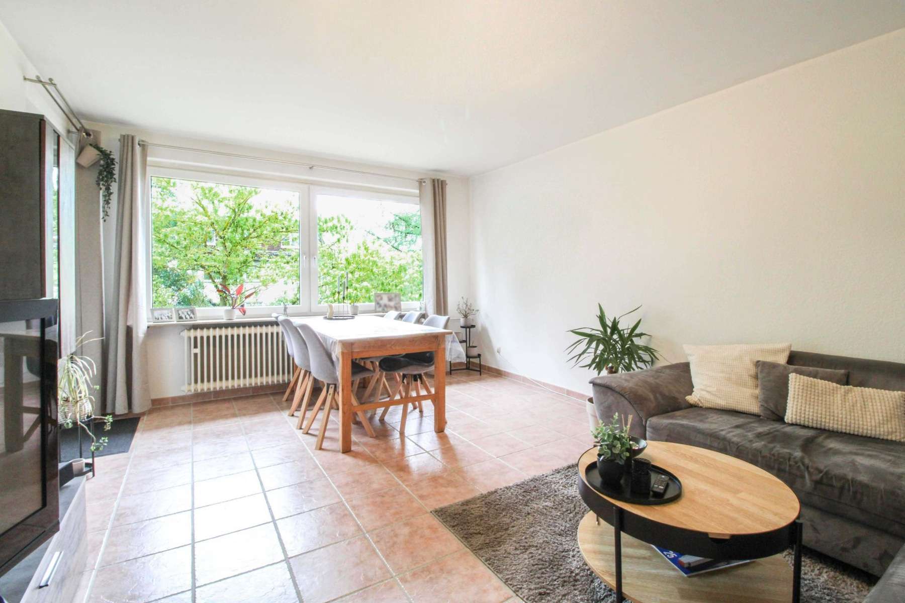 Thumbnail-Wohnung zum Kaufen in Celle 145.000,00 € 80 m²