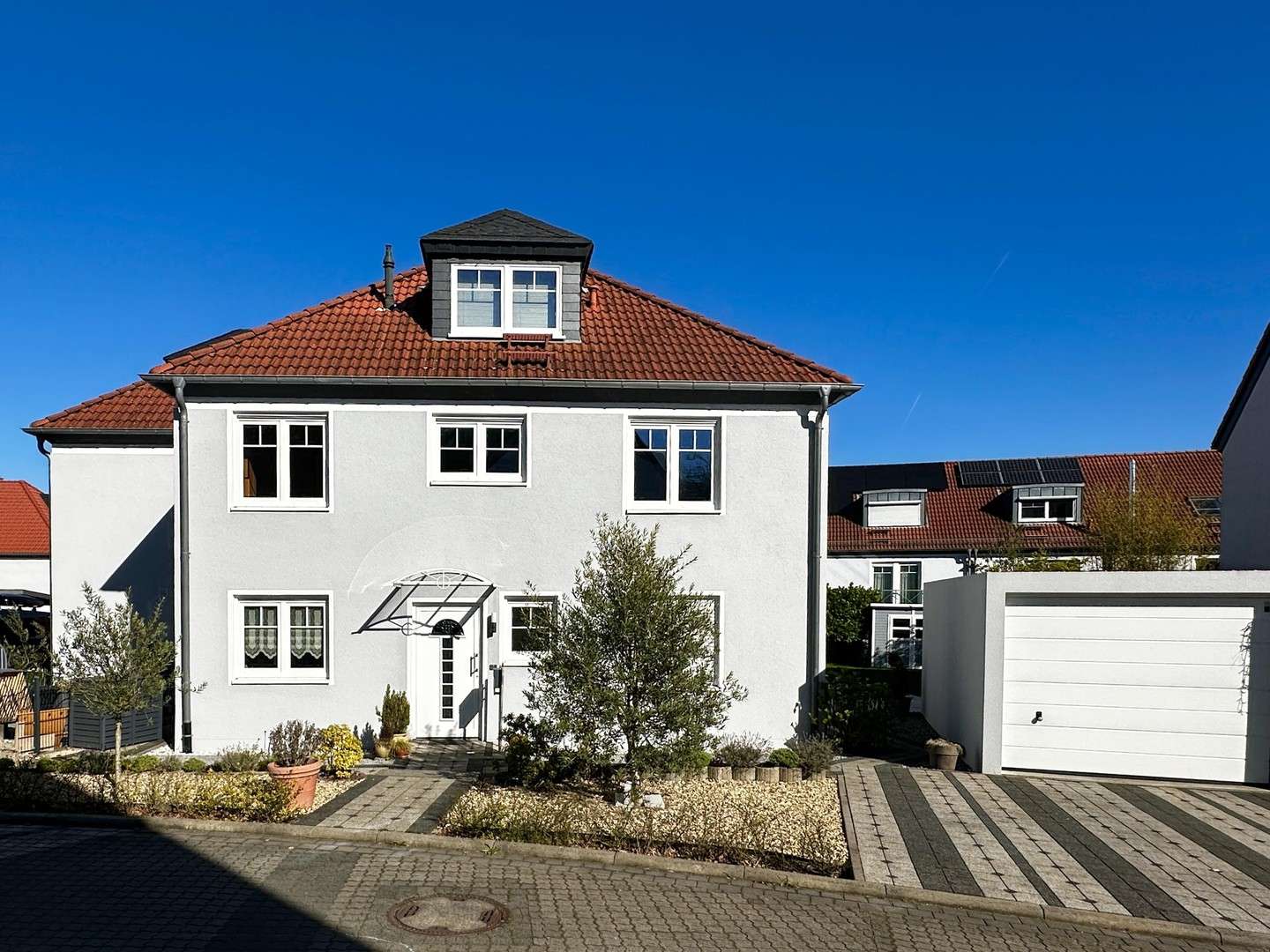 Thumbnail-Haus zum Kaufen in Bad Vilbel 1.069.000,00 € 207 m²