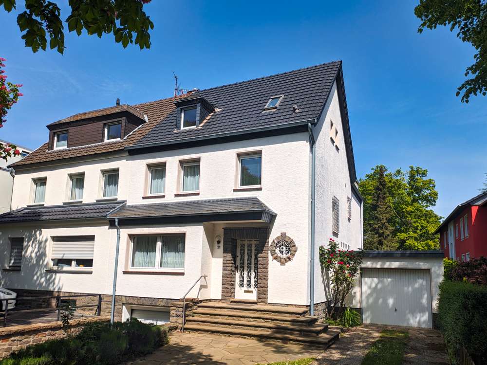 Thumbnail-Haus zum Kaufen in Bonn 890.000,00 € 185 m²