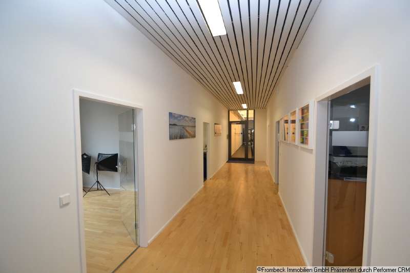 Thumbnail-Büro in Starnberg 2.870,00 € 195.37 m²