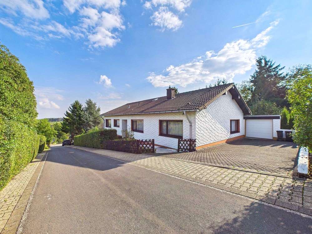 Thumbnail-Haus zum Kaufen in Hürtgenwald 359.000,00 € 129 m²