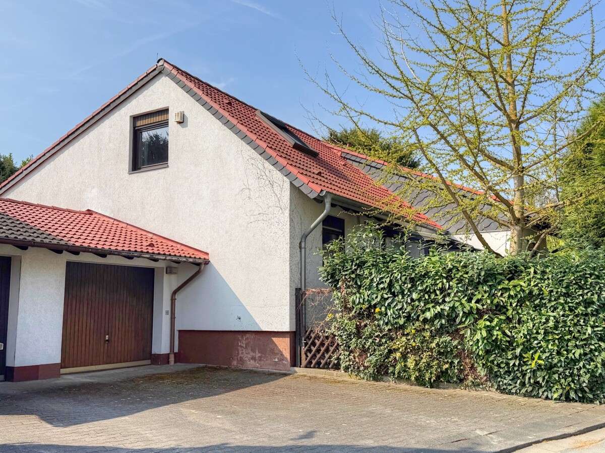 Thumbnail-Haus zum Kaufen in Bad Homburg vor der Höhe 900.000,00 € 168 m²