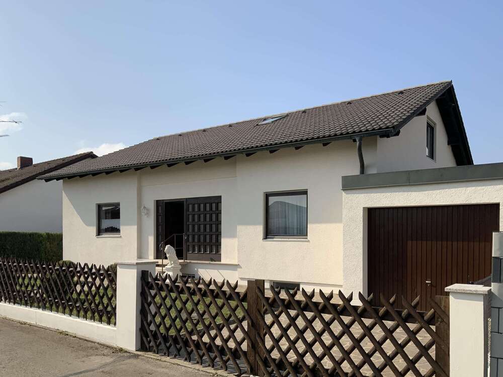 Thumbnail-Haus zum Kaufen in Altmannstein 375.000,00 € 149 m²