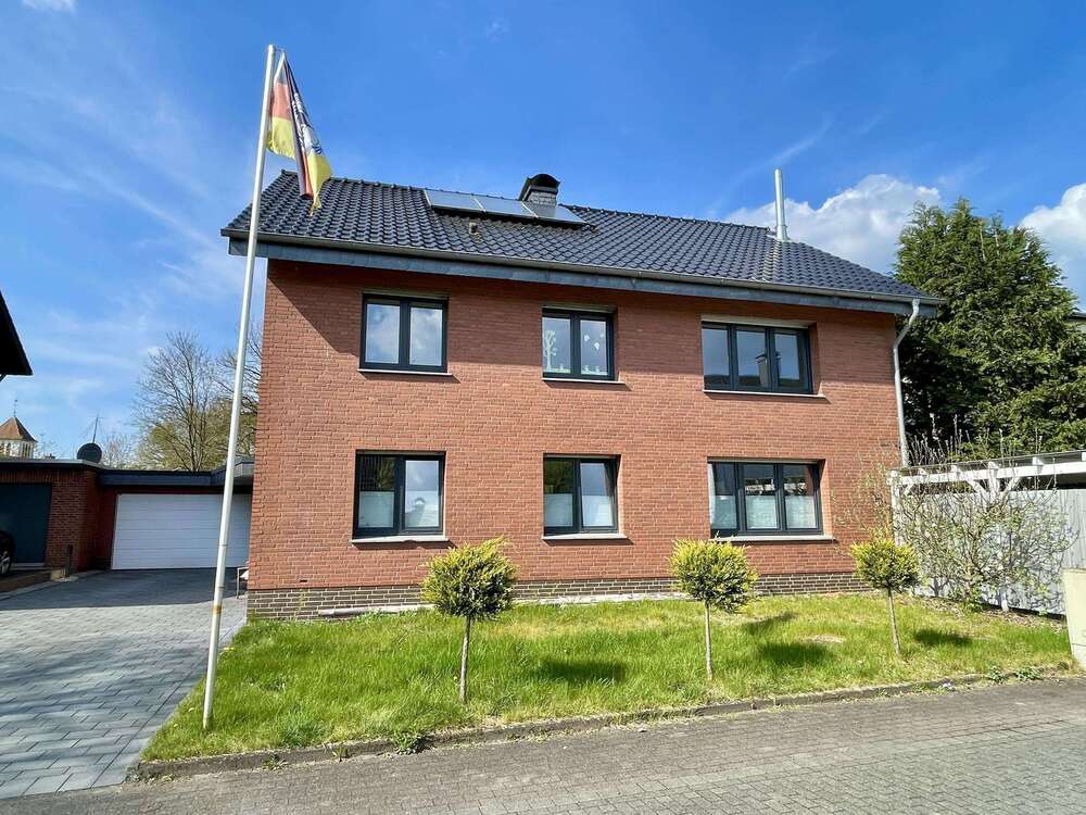 Thumbnail-Haus zum Kaufen in Schloß Holte-Stukenbrock 510.000,00 € 162 m²