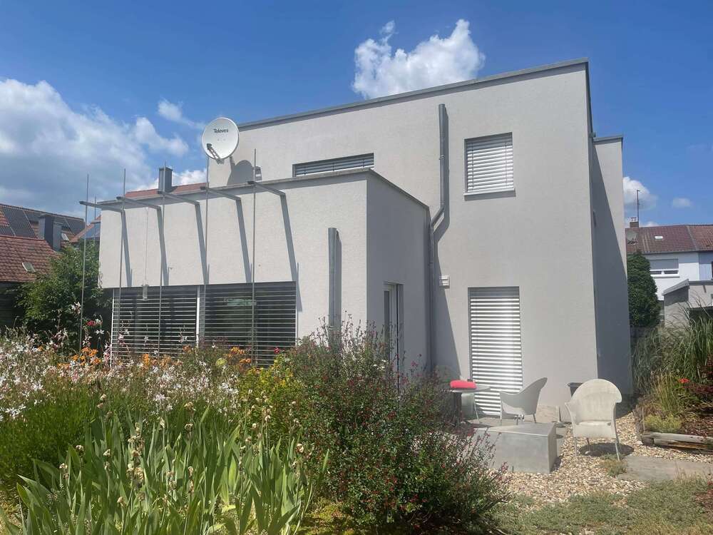 Thumbnail-Haus zum Kaufen in Linkenheim-Hochstetten 1.450.000,00 € 284 m²