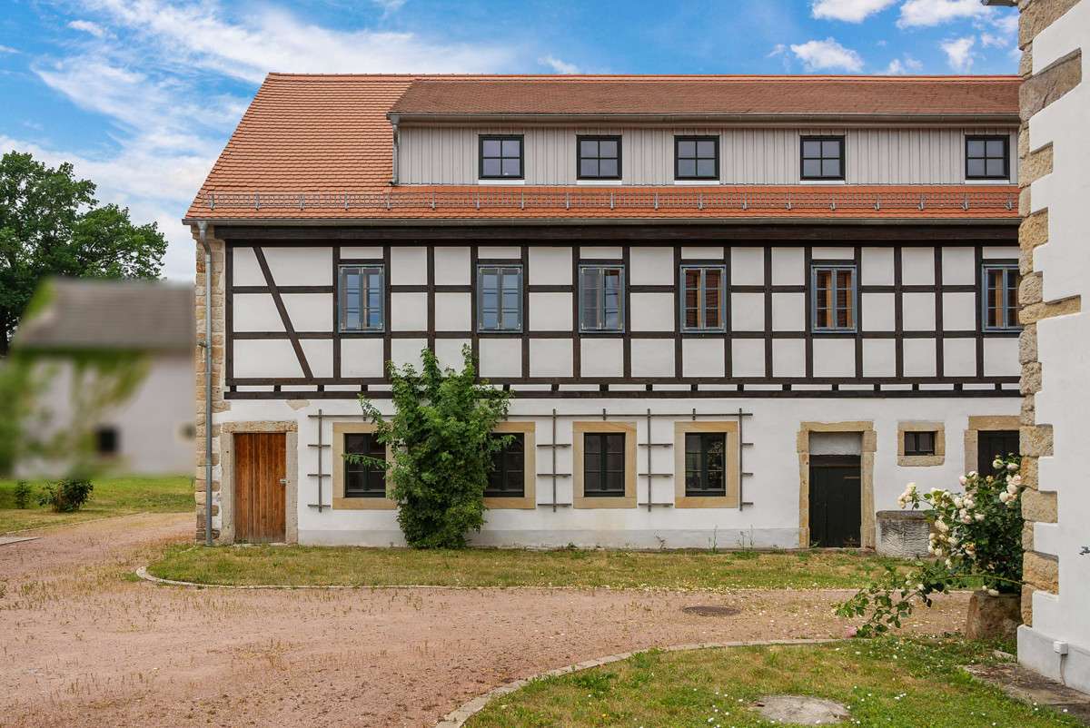 Thumbnail-Haus zum Kaufen in Coswig 445.000,00 € 400 m²