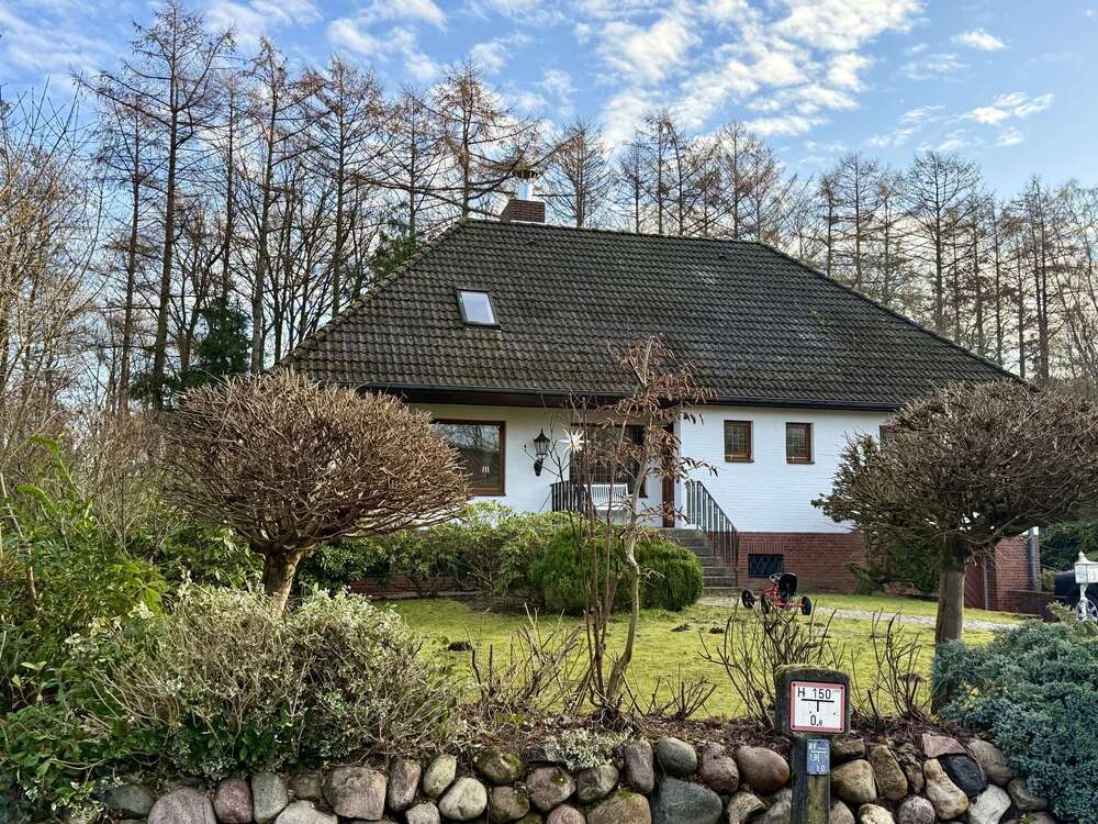 Thumbnail-Haus zum Mieten in Hamburg 2.390,00 € 165 m²