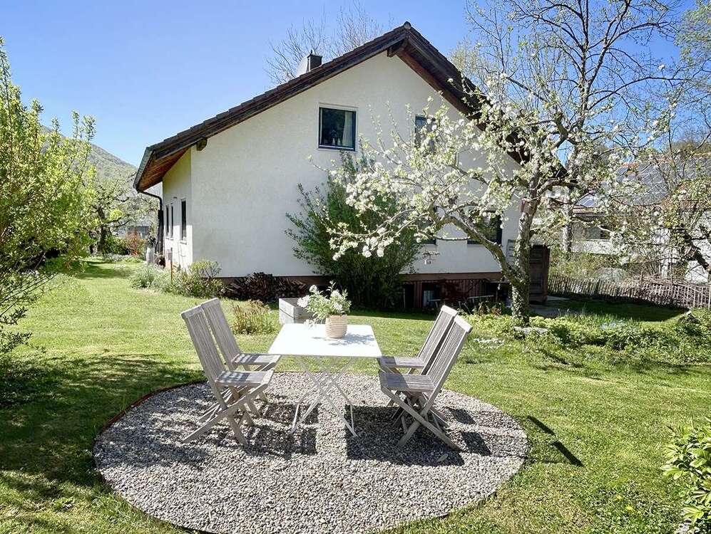 Thumbnail-Haus zum Kaufen in Neidlingen 615.000,00 € 158 m²