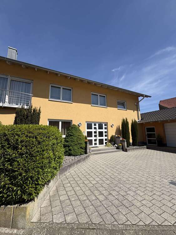 Thumbnail-Haus zum Kaufen in Kehl 630.000,00 € 250 m²