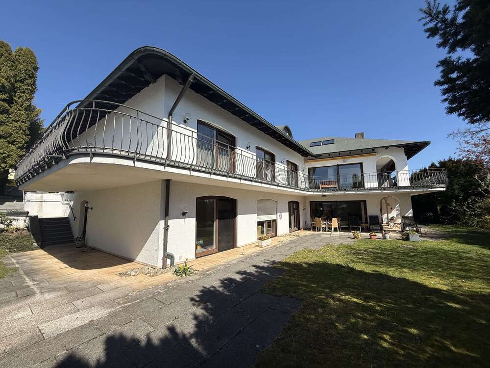 Thumbnail-Haus zum Kaufen in Wangen im Allgäu 1.875.000,00 € 512 m²