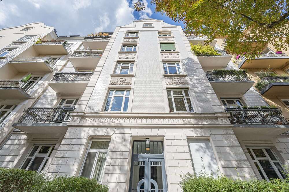 Thumbnail-Wohnung zum Kaufen in Hamburg-Eppendorf 2.195.000,00 € 178 m²