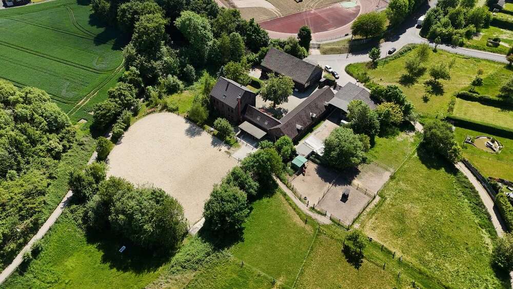 Thumbnail-Haus zum Kaufen in Essen 998.000,00 € 290 m²