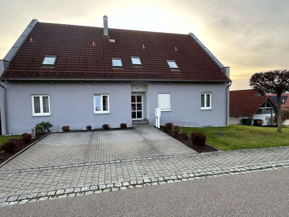 Thumbnail-Wohnung zum Kaufen in Neunburg vorm Wald 195.000,00 € 71 m²