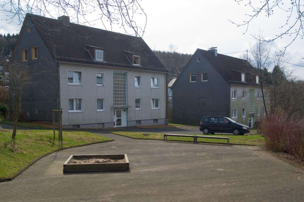 Thumbnail-Wohnung zum Mieten in Siegen 349,00 € 57.97 m²